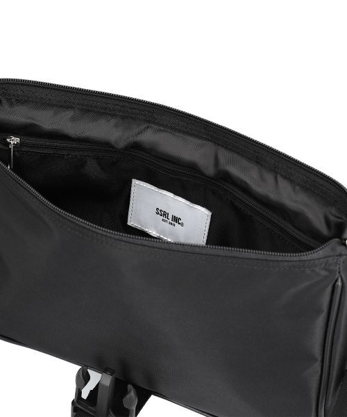 SSRL(シエスタ ロイヤル レーベル)の「Brevity Flap Buckle Bag / Black(メッセンジャーバッグ・レディース・その他・OS)」の9枚目の写真