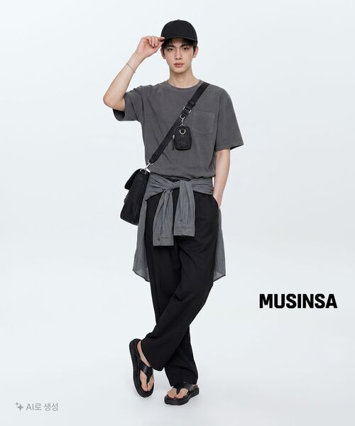 SSRL(シエスタ ロイヤル レーベル)の「Brevity Flap Buckle Bag / Black(メッセンジャーバッグ・レディース・その他・OS)」の11枚目の写真