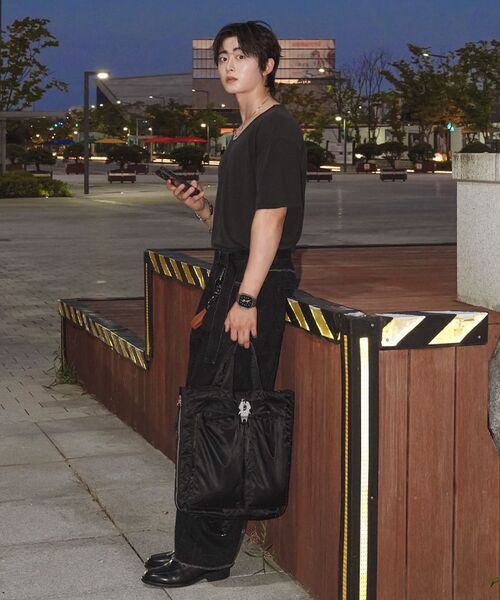 SSRL(シエスタ ロイヤル レーベル)の「Raven Expandable Tote Bag / Silver(トートバッグ・レディース・その他・OS)」の18枚目の写真