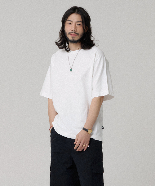 BUBBLPIECE（バブルピース）の「16番手ラグランスリット無地ピグメントTシャツ_ホワイト（Tシャツ/カットソー・レディース・その他・MEDIUM/LARGE）」の4枚目の写真