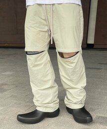 CLACO（クラコ）の「ワイドナイロン膝ジッパーパンツ（クリーム）（スウェットパンツ）」