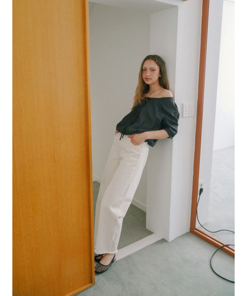 UNNOUT(アナウト)の「SEE-THROUGH SHIRRING BLOUSE CHARCOAL(シャツ/ブラウス・レディース・その他・FREE)」の10枚目の写真