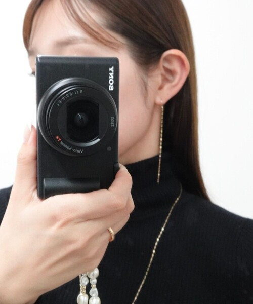 grace grace (グラスグラス)の「【grace grace/グラスグラス】10K ペタルチェーンピアス(ピアス(両耳用)・レディース・ゴールド・FREE)」の5枚目の写真