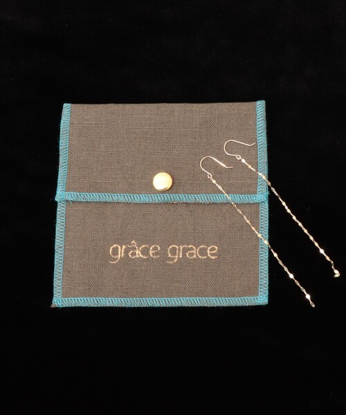 grace grace (グラスグラス)の「【grace grace/グラスグラス】10K ペタルチェーンピアス(ピアス(両耳用)・レディース・ゴールド・FREE)」の9枚目の写真