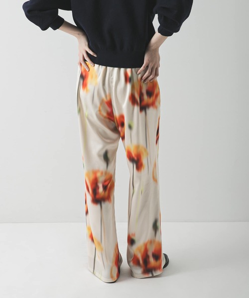 URBAN RESEARCH（アーバンリサーチ）の「ポピーフラワーギャザーパンツ（その他パンツ・レディース・ライトベージュ/ブラウン・38/36）」の6枚目の写真