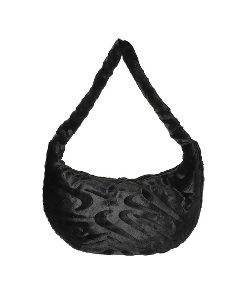 NIKE(ナイキ)の「NIKE NSW FX FUR SLOUCHY BAG HQ7515-010(ショルダーバッグ・レディース・ブラック・ONE SIZE)」の4枚目の写真
