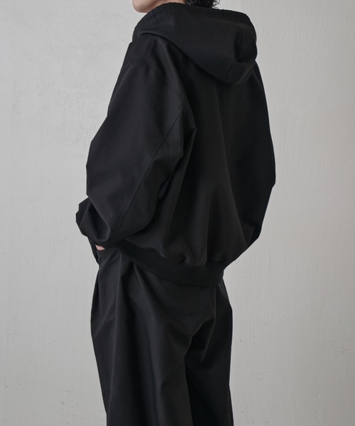 Lui's（ルイス）の「アクティブフードブルゾン（ブルゾン・メンズ・ブラック/ネイビー・S/M）」の9枚目の写真