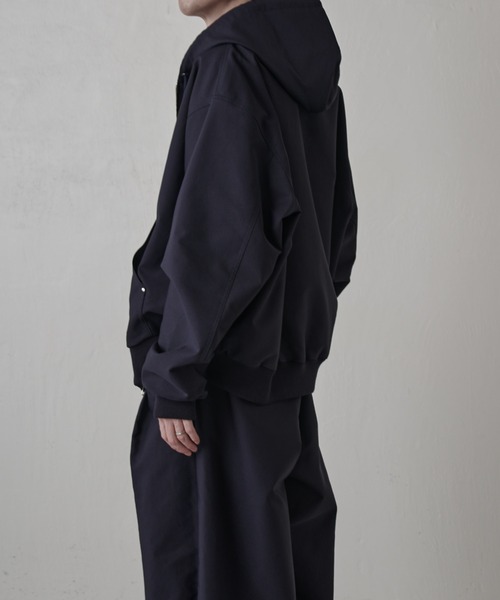 Lui's（ルイス）の「アクティブフードブルゾン（ブルゾン・メンズ・ブラック/ネイビー・S/M）」の14枚目の写真