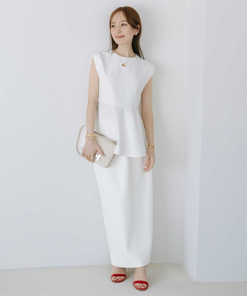 UR'S(ユアーズ)の「ポンチ美シルエットタイトスカート(スカート・レディース・ホワイト/ブラック/ベージュ・L/M/S)」の2枚目の写真