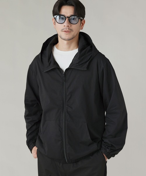 LIL VENDARS（リルヴェンダース）の「Buyer's Select/【セットアップ対応】【吸水速乾/UVケア】ドライアクティブハイネックジップパーカー（パーカー・メンズ・グレー/ブラック/チャコール・M/L/LL）」の15枚目の写真