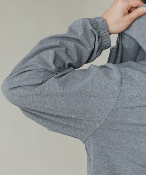 LIL VENDARS（リルヴェンダース）の「Buyer's Select/【セットアップ対応】【吸水速乾/UVケア】ドライアクティブハイネックジップパーカー（パーカー・メンズ・グレー/ブラック/チャコール・M/L/LL）」の11枚目の写真