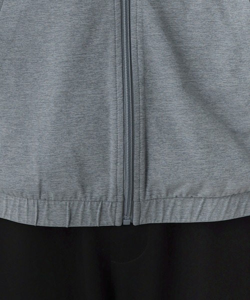LIL VENDARS（リルヴェンダース）の「Buyer's Select/【セットアップ対応】【吸水速乾/UVケア】ドライアクティブハイネックジップパーカー（パーカー・メンズ・グレー/ブラック/チャコール・M/L/LL）」の13枚目の写真