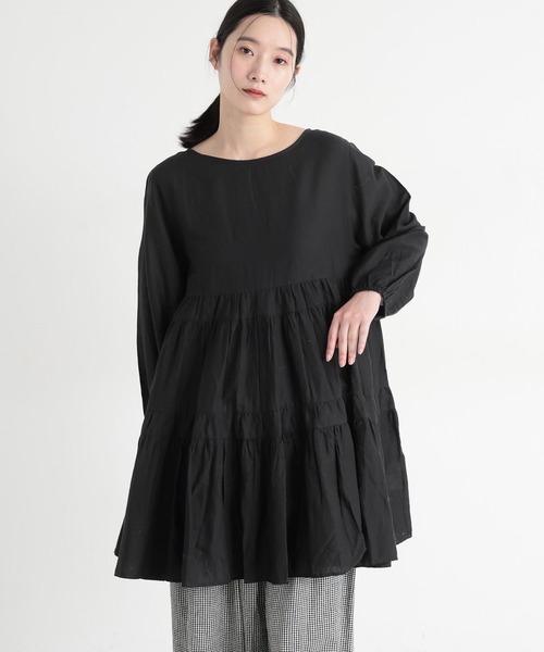 studio CLIP（スタディオクリップ）の「《natural by clip》ダブルフロントCティアードチュニックブラウス（シャツ/ブラウス・レディース・オフホワイト/ブラック/ライトピンク・FREE）」の16枚目の写真