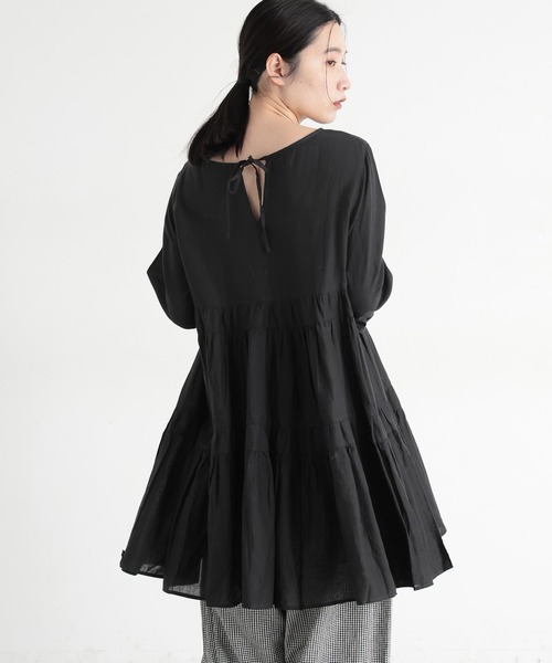 studio CLIP（スタディオクリップ）の「《natural by clip》ダブルフロントCティアードチュニックブラウス（シャツ/ブラウス・レディース・オフホワイト/ブラック/ライトピンク・FREE）」の18枚目の写真