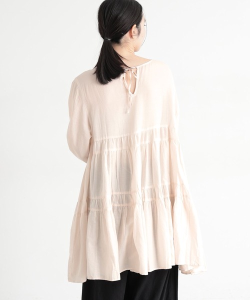 studio CLIP（スタディオクリップ）の「《natural by clip》ダブルフロントCティアードチュニックブラウス（シャツ/ブラウス・レディース・オフホワイト/ブラック/ライトピンク・FREE）」の6枚目の写真