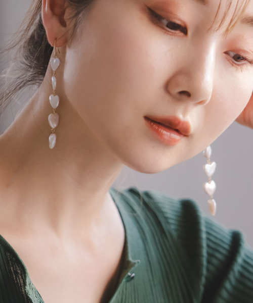 Noble（ノーブル）の「MIHOKO SAKAI/ミホコサカイ ハートパールピアス（ピアス（両耳用）・レディース・ホワイト・FREE）」の2枚目の写真