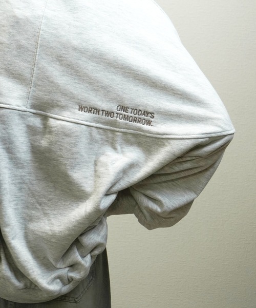 gossara（ゴサラ）の「ドルマンボリューム袖PO（スウェット・レディース・杢グレー/モカ/キナリ・FREE）」の14枚目の写真