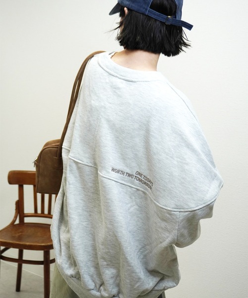 gossara（ゴサラ）の「ドルマンボリューム袖PO（スウェット・レディース・杢グレー/モカ/キナリ・FREE）」の15枚目の写真