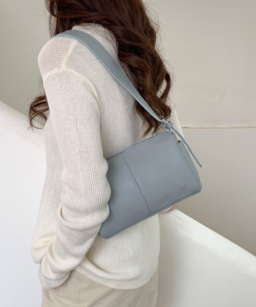 Chiina /2way ソフトレザー ショルダーバッグ（ショルダーバッグ