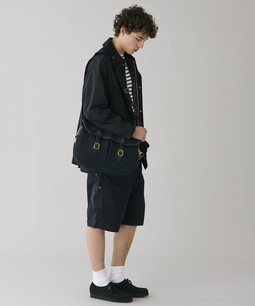 BRADY（ブレディー）の「Brady | ARIEL TROUT SMALL UNISEX（ショルダーバッグ・レディース・ブラック/カーキ・ONE）」の3枚目の写真