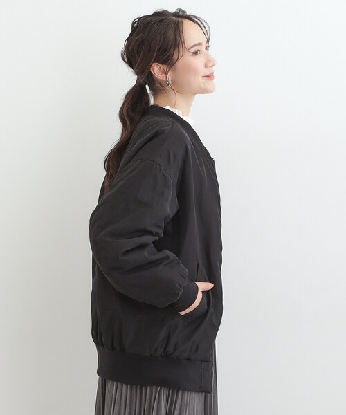 SHOO・LA・RUE（シューラルー）の「【S-LL】BIGシルエット MA－1ブルゾン（ブルゾン・レディース・カーキ/ブラック/ベージュ・03/04/01/02）」の13枚目の写真