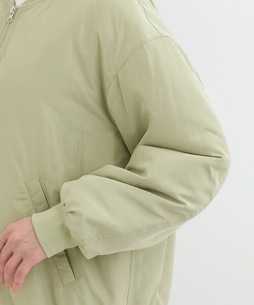 SHOO・LA・RUE（シューラルー）の「【S-LL】BIGシルエット MA－1ブルゾン（ブルゾン・レディース・カーキ/ブラック/ベージュ・03/04/01/02）」の14枚目の写真