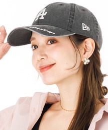 NEW ERA（ニューエラ）の「ニューエラキャップ 9TWENTYロングバイザーイージースナップ バイザーロゴ刺繍MLB ONSPOTZ別注（キャップ）」