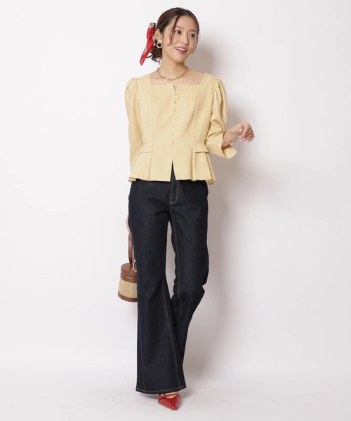 JUSGLITTY(ジャスグリッティー)の「スクエアネックペプラムブラウス(シャツ/ブラウス・レディース・イエロー・2/1)」の10枚目の写真