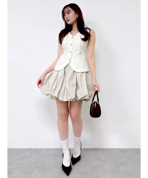 dazzlin(ダズリン)の「ジレレイヤードコンビミニワンピース(ワンピース・レディース・イエロー/アイボリー/チャコールグレー・MEDIUM/SMALL)」の7枚目の写真