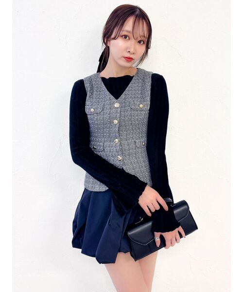 dazzlin(ダズリン)の「ジレレイヤードコンビミニワンピース(ワンピース・レディース・イエロー/アイボリー/チャコールグレー・MEDIUM/SMALL)」の18枚目の写真