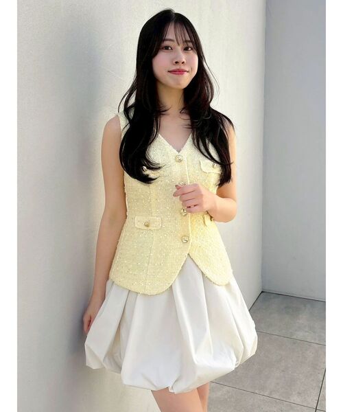 dazzlin(ダズリン)の「ジレレイヤードコンビミニワンピース(ワンピース・レディース・イエロー/アイボリー/チャコールグレー・MEDIUM/SMALL)」の21枚目の写真