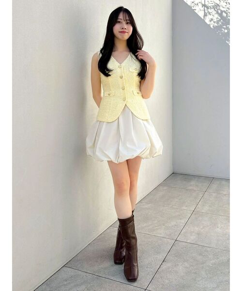 dazzlin(ダズリン)の「ジレレイヤードコンビミニワンピース(ワンピース・レディース・イエロー/アイボリー/チャコールグレー・MEDIUM/SMALL)」の22枚目の写真