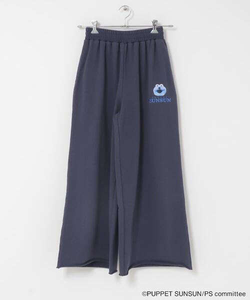 SENSE OF PLACE by URBAN RESEARCH（センスオブプレイスバイアーバンリサーチ）の「『ユニセックス』『別注』SUNSUN×SENSE OF PLACE　スウェットパンツ（その他パンツ・レディース・ネイビー/ライトグレー・LARGE/MEDIUM）」の16枚目の写真