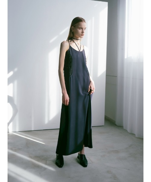 sahara（サハラ）の「Lace Inset Camisole Dress/レースインセットキャミソールドレス（ワンピース・レディース・ネイビー/ブラック・FREE）」の3枚目の写真