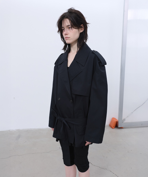 LCDC TM(エルシーディーシーティーエム)の「HALF TRENCH JACKET (BLACK)(トレンチコート・レディース・その他・OS)」の10枚目の写真