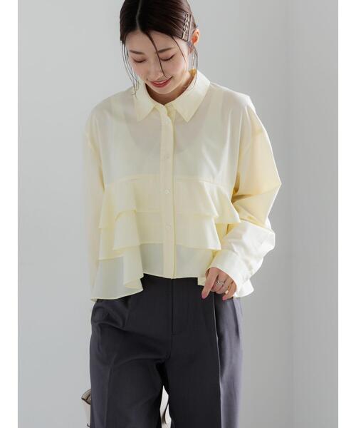 Te chichi（テチチ）の「ティアードフリルクロップトシャツ（シャツ/ブラウス・レディース・イエロー/ネイビー/オフホワイト・F）」の6枚目の写真