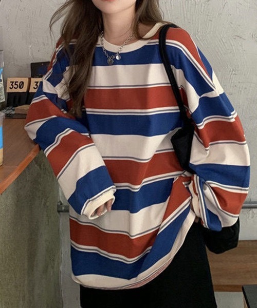 SallyLunn(サリーラン)の「配色ボーダー オーバーサイズプルオーバー(Tシャツ/カットソー・レディース・ネイビー/レッド・MEDIUM/LARGE)」の2枚目の写真