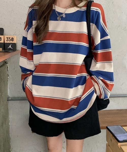 SallyLunn(サリーラン)の「配色ボーダー オーバーサイズプルオーバー(Tシャツ/カットソー・レディース・ネイビー/レッド・MEDIUM/LARGE)」の9枚目の写真