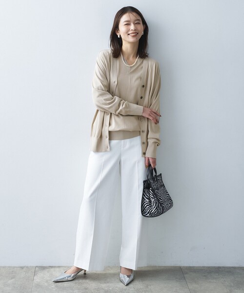 UNTITLED（アンタイトル）の「◆シアーVネックカーディガン（カーディガン/ボレロ・レディース・ネイビー/ナチュラル・04/02/00/48/44）」の6枚目の写真