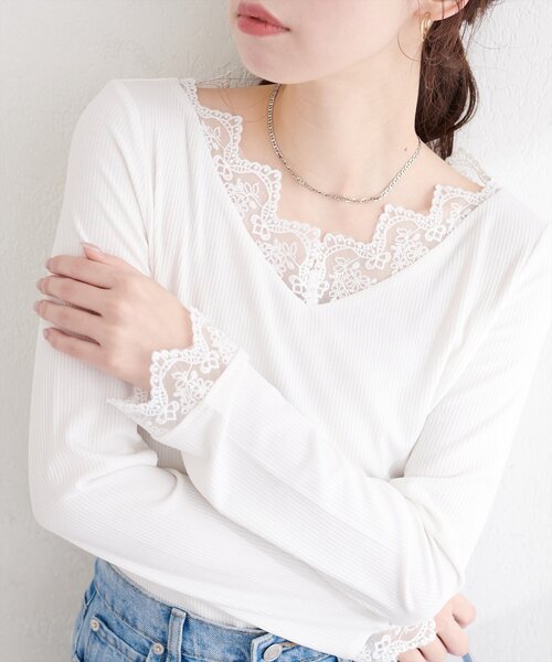 natural couture（ナチュラルクチュール）の「チュールレース付きテレコプルオーバー（Tシャツ/カットソー・レディース・ブラック/サックスブルー/ネイビー/オフホワイト・FREE）」の2枚目の写真