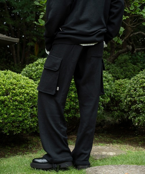 WITH OR WITHOUT(ウィズオアウィズアウト)の「シルク混カーゴニットパンツ/立体ポケット × ウールカシミヤブレンド(カーゴパンツ・メンズ・ブラック/ブラウン/グレー・1/2)」の20枚目の写真