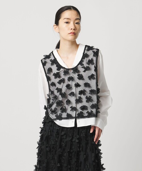 AEWEN MATOPH(イウエン マトフ)の「<AEWEN MATOPH>ドットチュールリボンノースリーブ(シャツ/ブラウス・レディース・ブラック/ホワイト・FREE)」の4枚目の写真