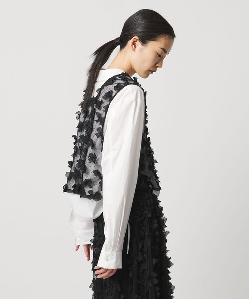 AEWEN MATOPH(イウエン マトフ)の「<AEWEN MATOPH>ドットチュールリボンノースリーブ(シャツ/ブラウス・レディース・ブラック/ホワイト・FREE)」の5枚目の写真