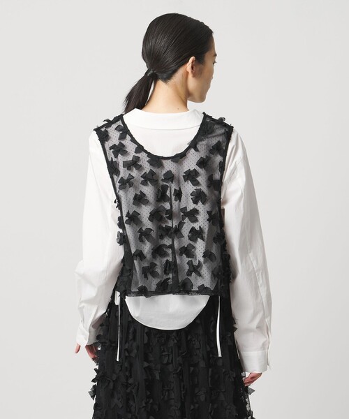 AEWEN MATOPH(イウエン マトフ)の「<AEWEN MATOPH>ドットチュールリボンノースリーブ(シャツ/ブラウス・レディース・ブラック/ホワイト・FREE)」の7枚目の写真