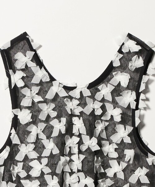 AEWEN MATOPH(イウエン マトフ)の「<AEWEN MATOPH>ドットチュールリボンノースリーブ(シャツ/ブラウス・レディース・ブラック/ホワイト・FREE)」の19枚目の写真