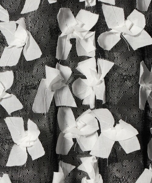 AEWEN MATOPH(イウエン マトフ)の「<AEWEN MATOPH>ドットチュールリボンノースリーブ(シャツ/ブラウス・レディース・ブラック/ホワイト・FREE)」の20枚目の写真