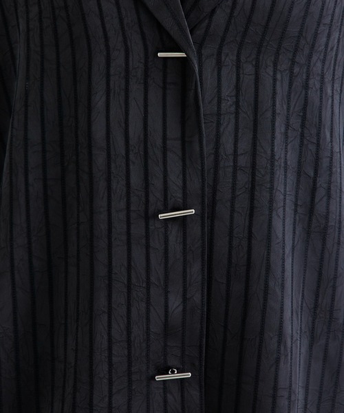 Lui's（ルイス）の「レースサテン開襟シャツ（シャツ/ブラウス・レディース・ベージュ/ブラック/オフホワイト・FREE）」の17枚目の写真