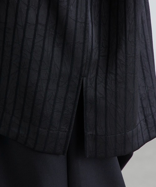 Lui's（ルイス）の「レースサテン開襟シャツ（シャツ/ブラウス・レディース・ベージュ/ブラック/オフホワイト・FREE）」の19枚目の写真