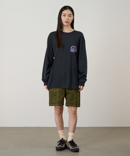 Gramicci(グラミチ)の「EQUIPPED FOR DIRT L/S TEE / エクイップドフォーダートロングスリーブTシャツ Gramicci グラミチ(Tシャツ/カットソー・メンズ・ラベンダー/ホワイト/ブラック系その他・S/M/L/XL/XXL)」の6枚目の写真