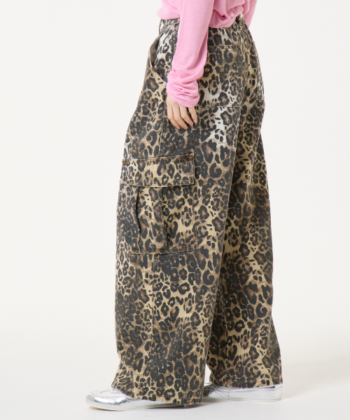 UNKNOWN PLANET(アンノウンプラネット)の「レオパードワイドカーゴパンツブラウン(その他パンツ・レディース・その他・SMALL/MEDIUM/LARGE)」の2枚目の写真